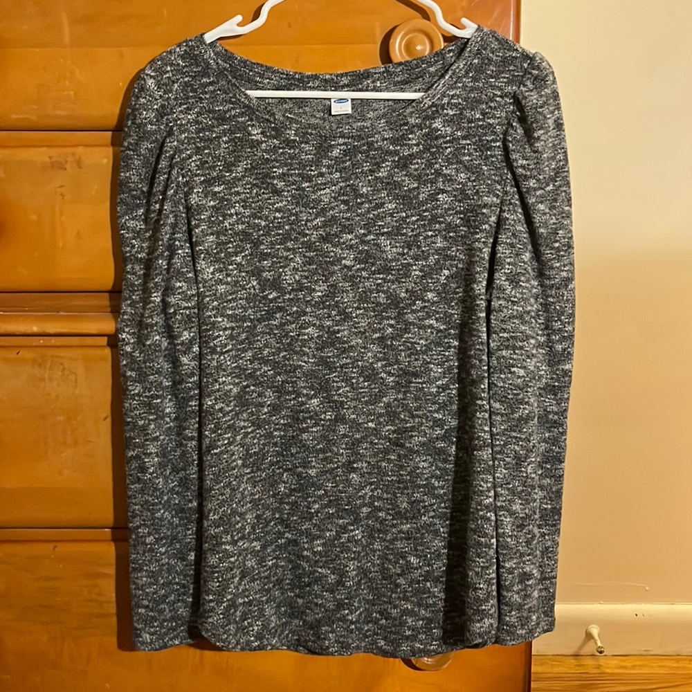 Old Navy gray long sleeve size L